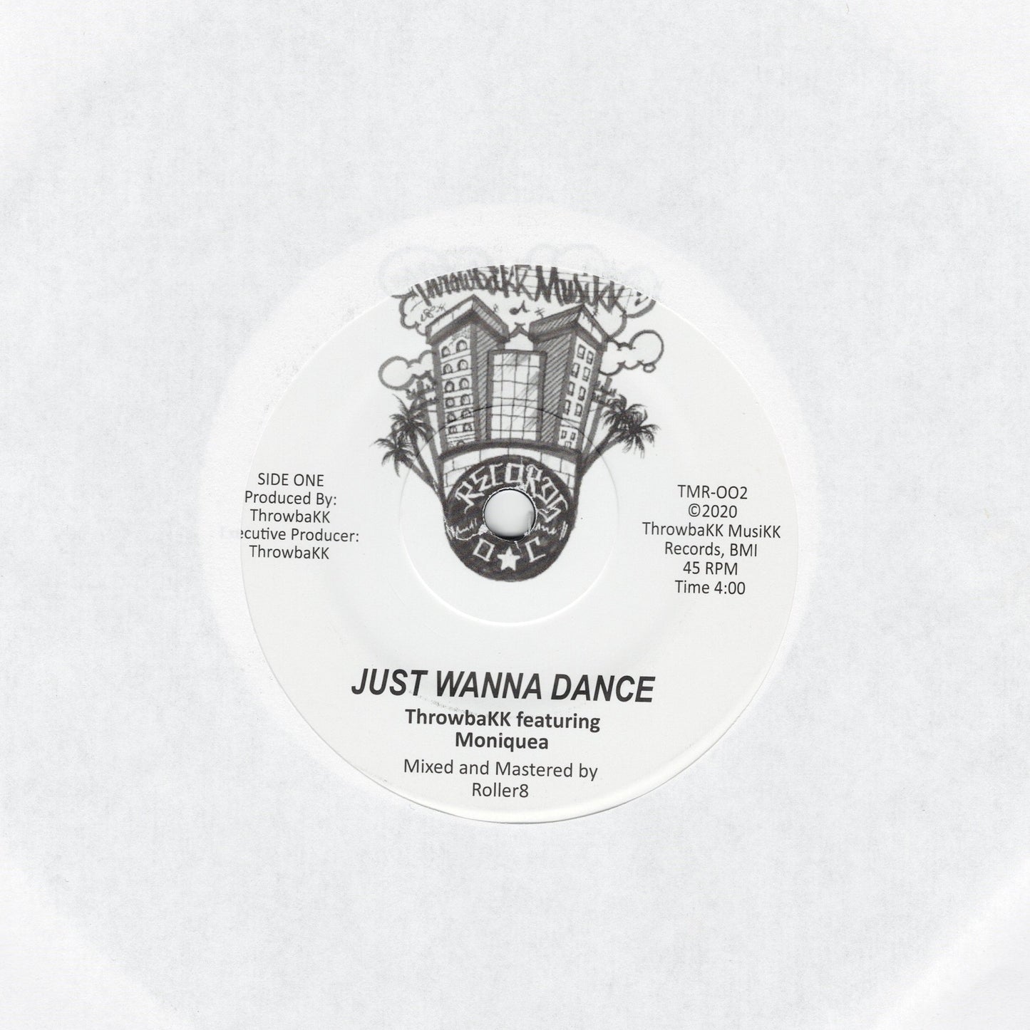 ThrowbaKK Feat Moniquea - Just Wanna Dance